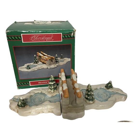 1991 Skater's Pond House of Lloyd Christmas Around the World #541750 Vintage - Picture 1 of 14